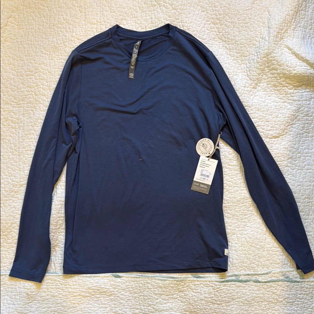 Vuori Men's Navy Blue Long Sleeve Shirt